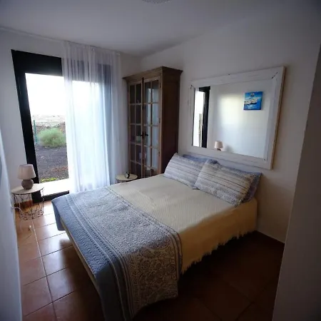 Esmeralda - 3 Bedrooms & Panoramic Views * Lajares