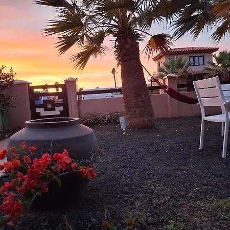 Villa Esmeralda - 3 Bedrooms & Panoramic Views Lajares